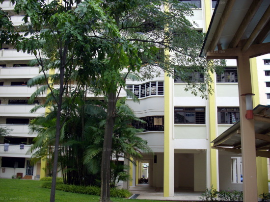 Jurong West Street 61 thumbnail photo